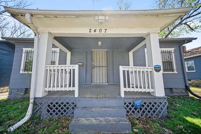 Building Photo - 2407 E 67th Terrace