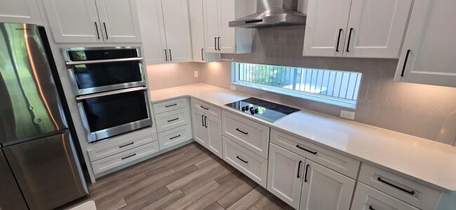 Photo - 148 Hampton Loop House