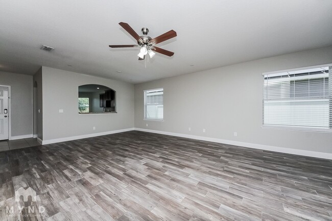 Building Photo - 4991 Windbourne Way