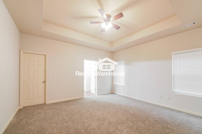Foto del edificio - 151 Woodland Wy