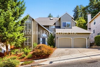 Building Photo - 16308 SW Timberland Dr