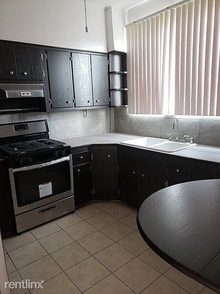 Building Photo - 3 br, 1 bath Apartment - 5210 Grand Avenue 2