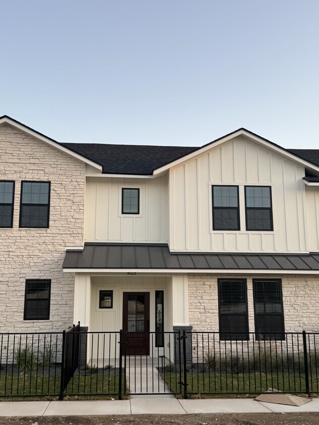 Foto principal - 5811 S 31st St