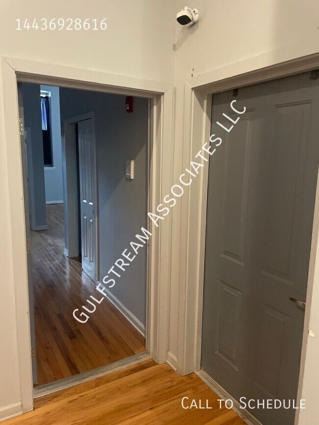 Foto del edificio - 416 N Howard St