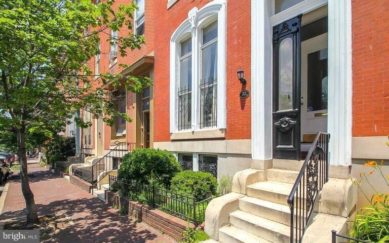 Foto principal - 30 E Preston St