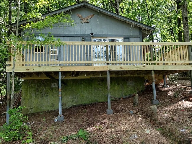 Building Photo - 136 Jackson Rd