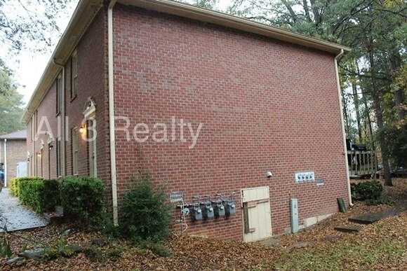 Foto del edificio - 480 S Jeff Davis Dr