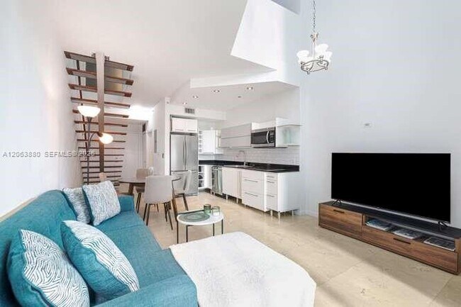 Foto del edificio - 690 SW 1st Ct