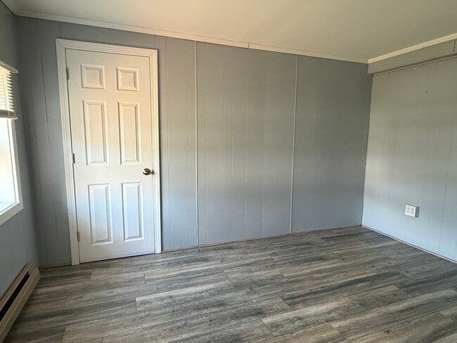 Building Photo - 46 Sawmill Hl