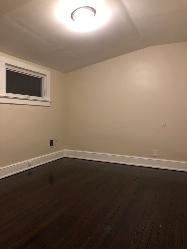 Building Photo - 1327 White Horse Pike
