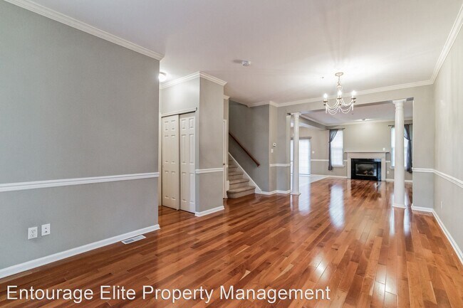 Foto del edificio - 3 br, 2.5 bath House - 76 Wheatsheaf Lane