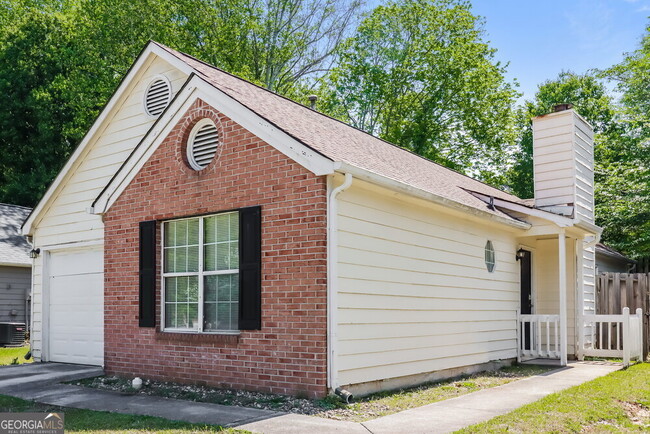 Building Photo - 1486 Fall Creek Dr