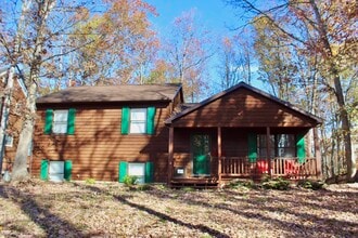 Building Photo - 206 Pleasant Ln