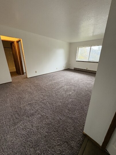 Foto del edificio - 744 E Michigan Ave