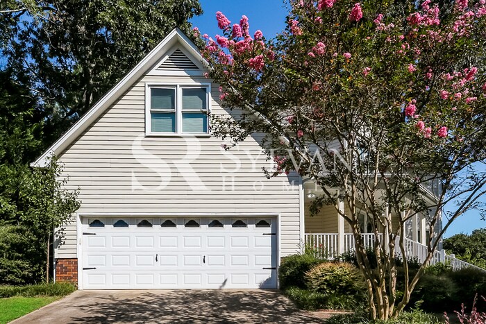 Foto principal - Gorgeous 4 bedroom, 3BA home available now!