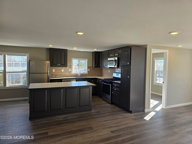 Foto del edificio - 469 S Green St