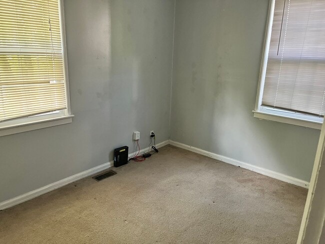 Photo - 2BR/1BA Cottage near Forrest Hills House