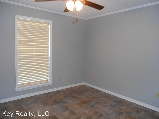 Foto del edificio - 3 br, 2 bath House - 400 Browns Creek Rd