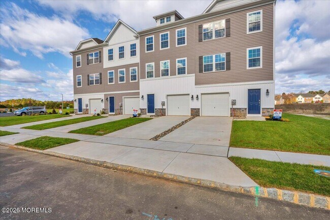 Building Photo - 220 Sandy Rdg Rd