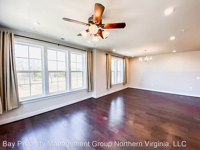 Building Photo - 2 br, 2 bath House - 2329 Wind Charm St #304