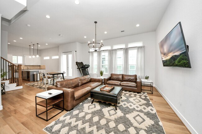 Foto del edificio - 1223 W 16th St
