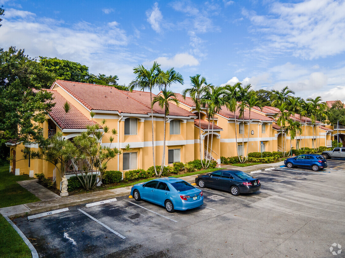 Primary Photo - Sailboat Pointe Condos