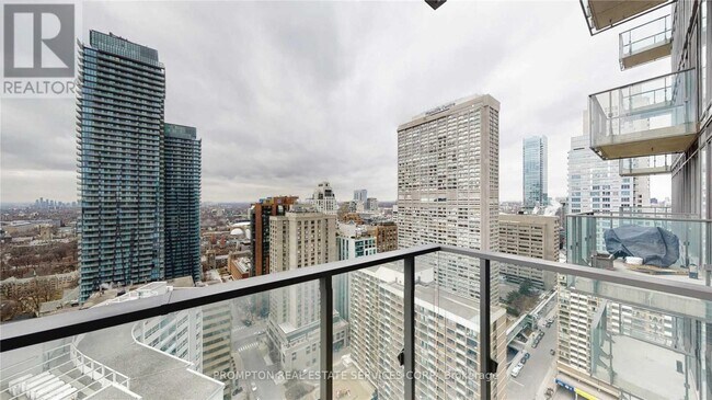 Building Photo - 75 St Nicholas St