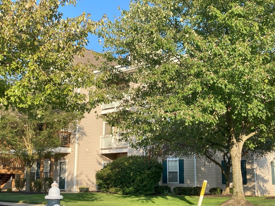 Foto principal - 28340 Center Ridge Rd
