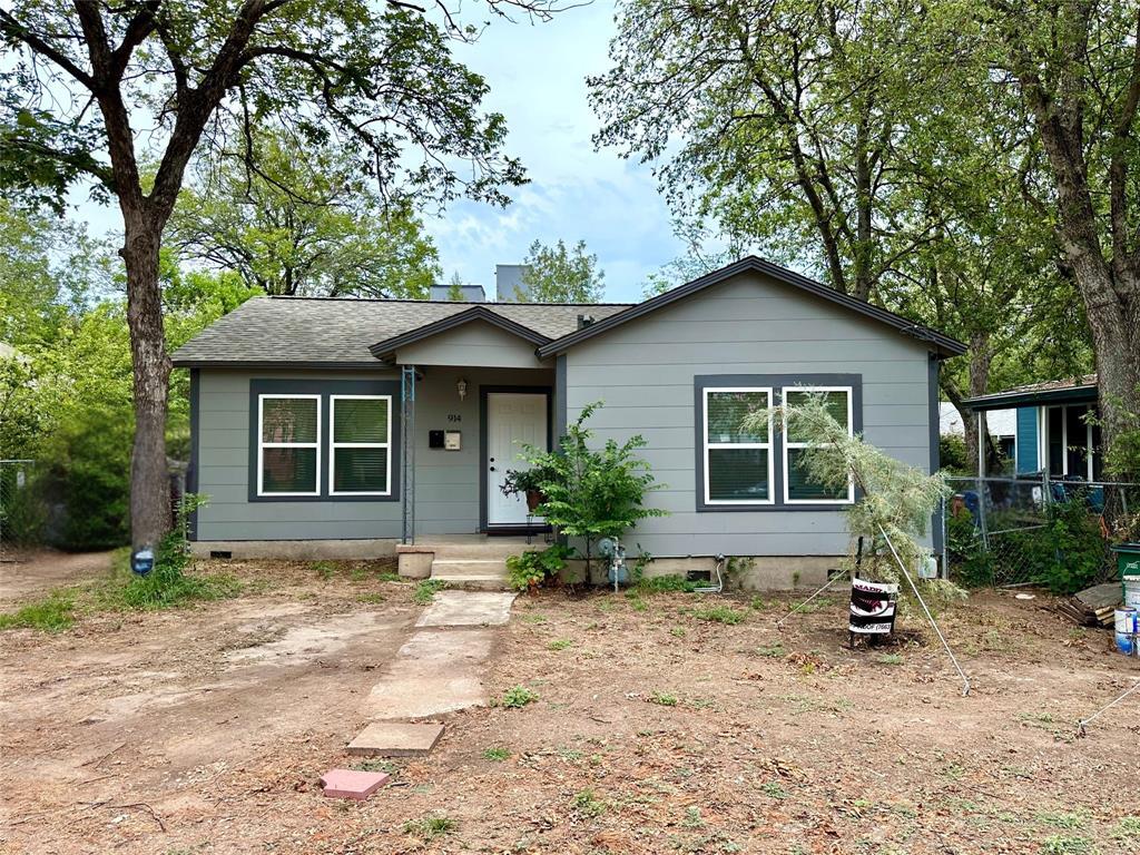 Foto principal - 914 E 39th St