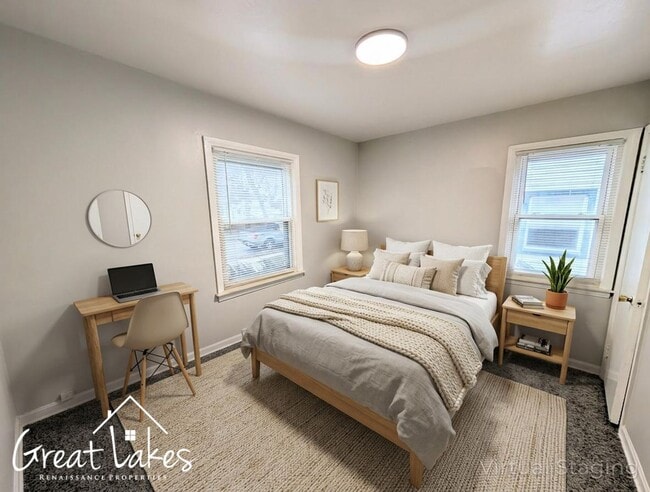 Building Photo - Cozy 4 Bedroom 1 Bathroom now available for rent