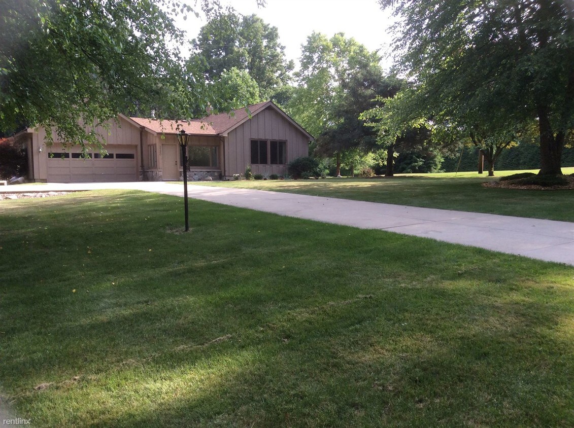 Primary Photo - 2130 Meachem Rd