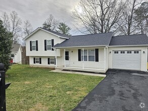 Building Photo - 189 Scarlet Oak Dr