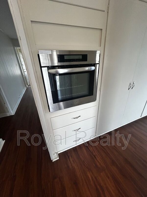 Photo - 1380 Uila St House