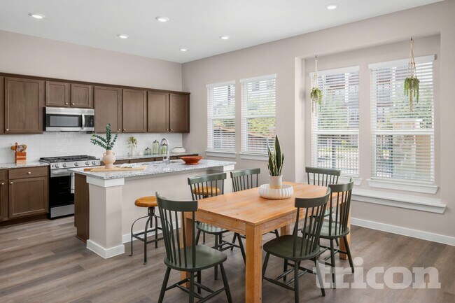 Foto del edificio - 4307 Stonybrooke Dr