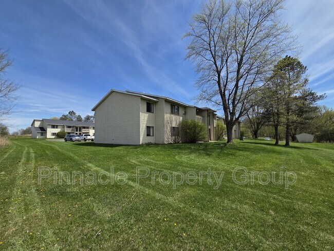 Building Photo - 3911 Orr Dr