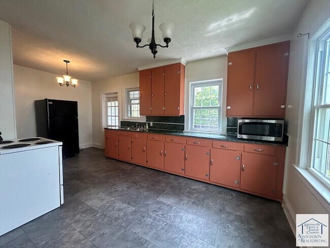 Foto del edificio - 1118 Oakgrove Ave