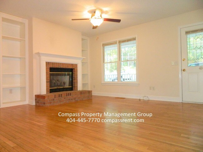 Building Photo - 2773 Loring Rd