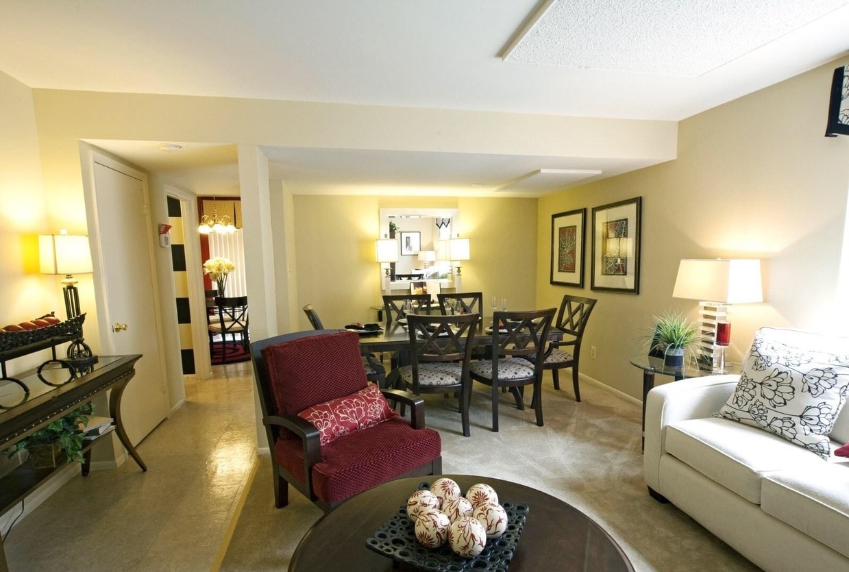 3 Bedroom 1212 SF-Living / Dining Area - Howard Hills Townhomes