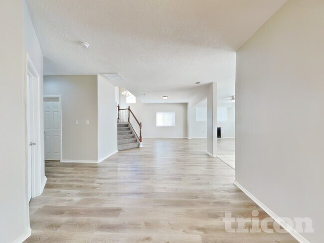 Building Photo - 7124 Cuchillo Rd NW