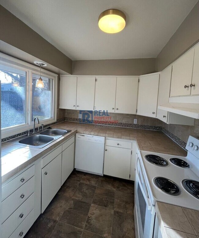 Foto del edificio - 2013 W Lake St