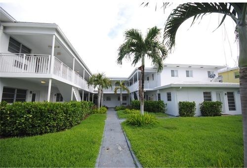 Foto principal - 335 75th St