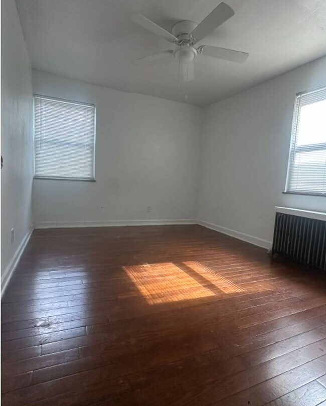 Foto del edificio - 524 Riddle Crest Ln