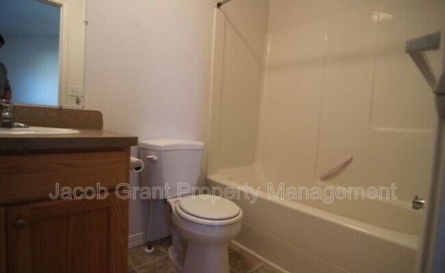 Foto del edificio - 1580 N Stevens Dr