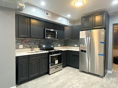 Foto del edificio - 2862 W Belden Ave