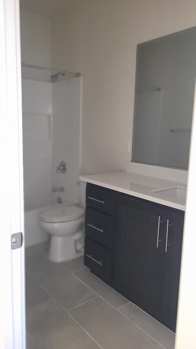 Foto del edificio - 7313 Umberto Pl