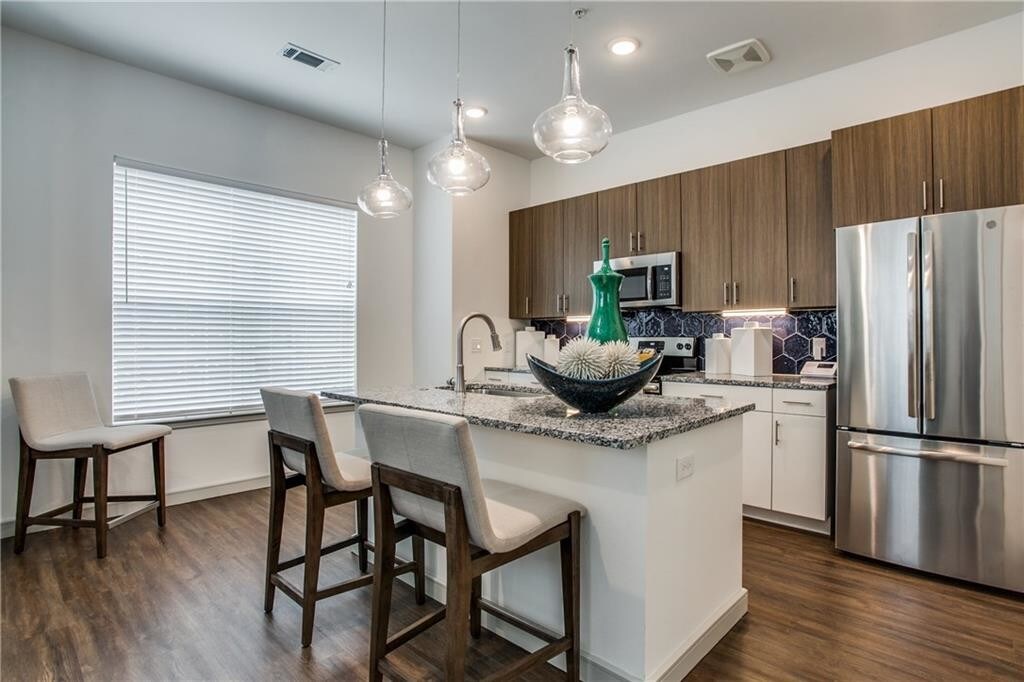 4217 N Garland Ave Unit 8102, Garland, TX 75040 Condo for Rent in