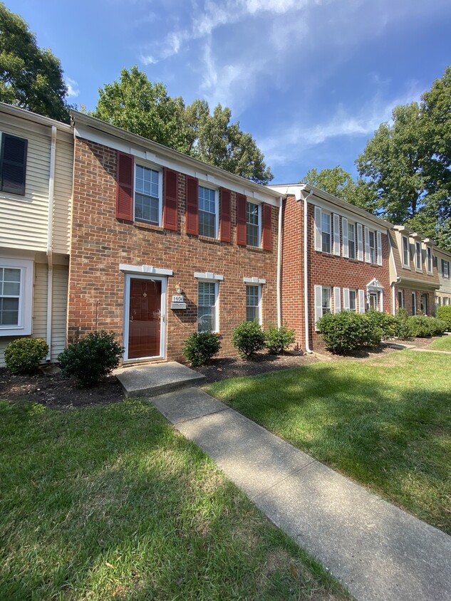 1506 Heritage Hill Drive, Henrico, VA 23238 - Townhome Rentals in ...