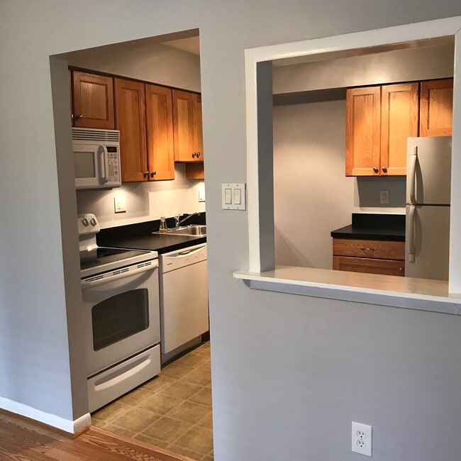 Kitchen - 8877 Tamebird Ct