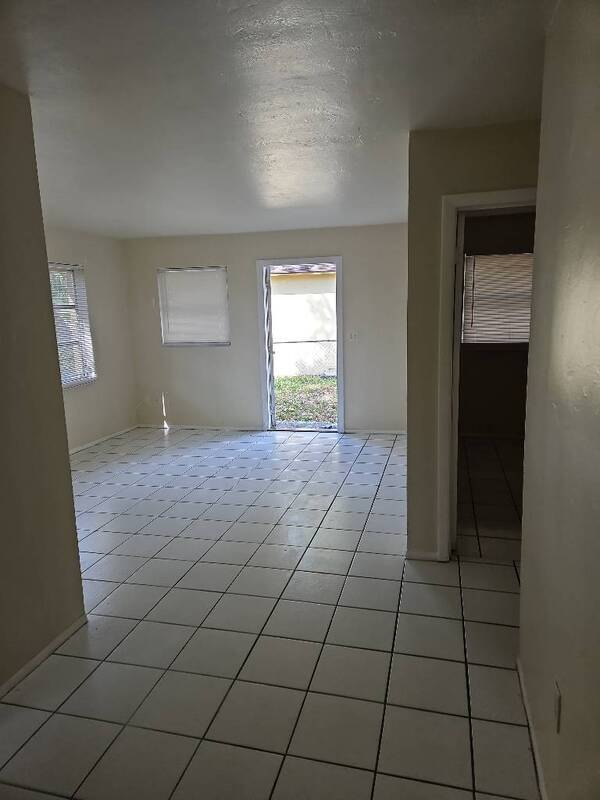 Building Photo - 2354 Willard St