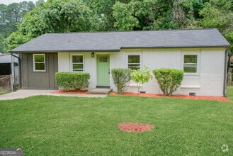Building Photo - 2625 Santa Barbara Dr NW